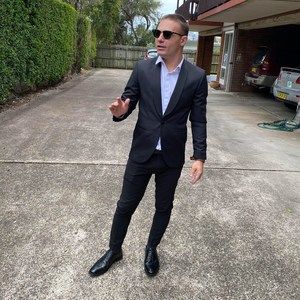 Meet your Posher, Dylan